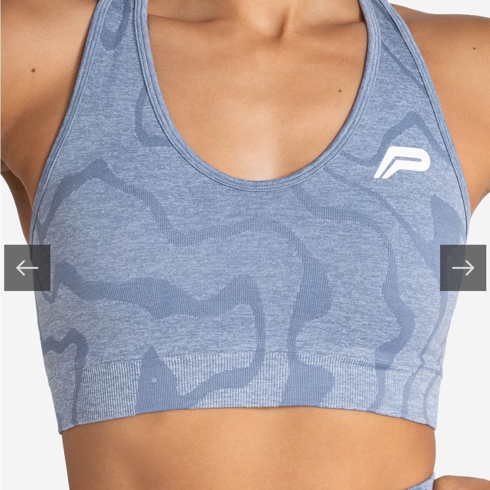 Stylish Gray Patterned Sports Bra